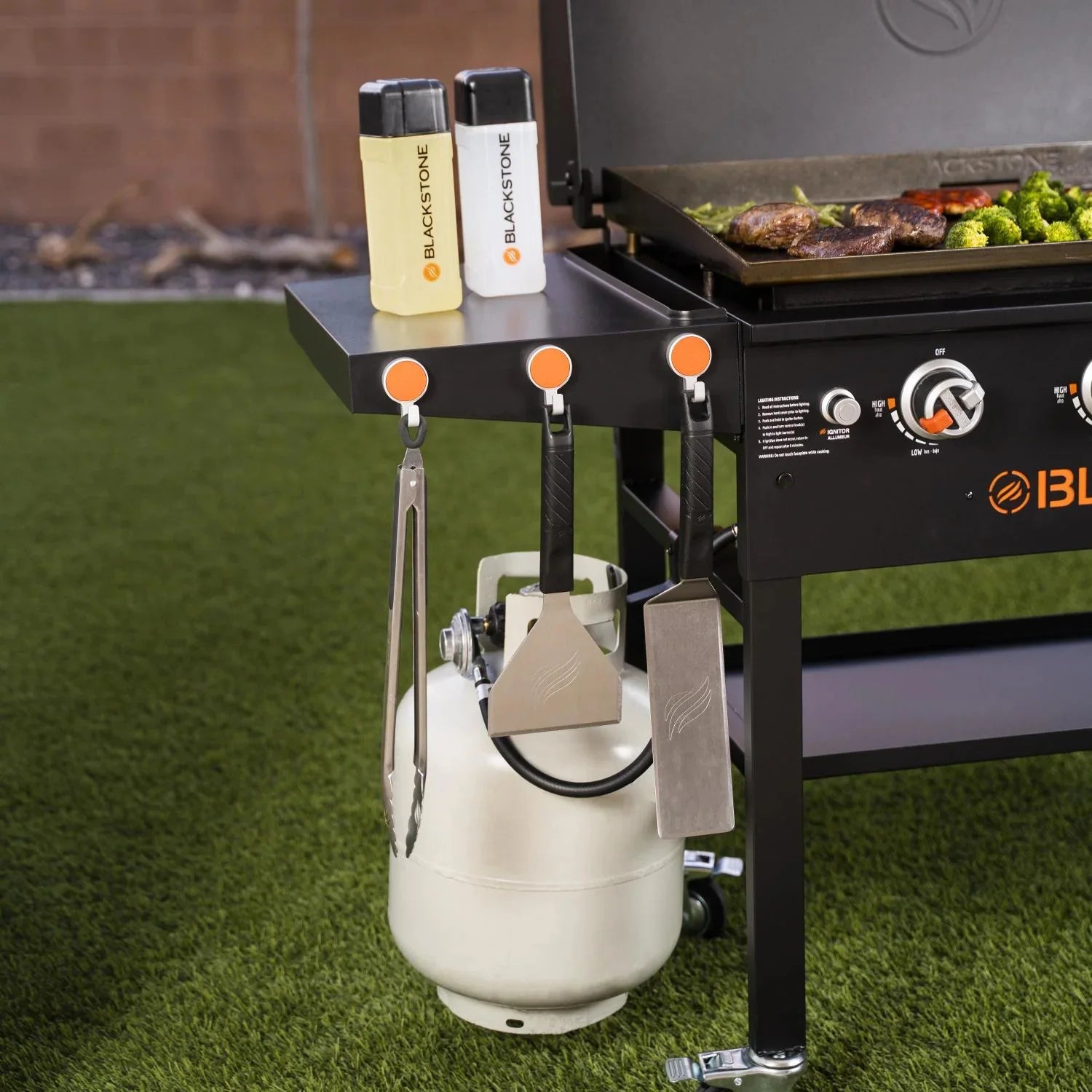 2025 36-Inch Griddle Cooking Station W/ Hood - 1899
