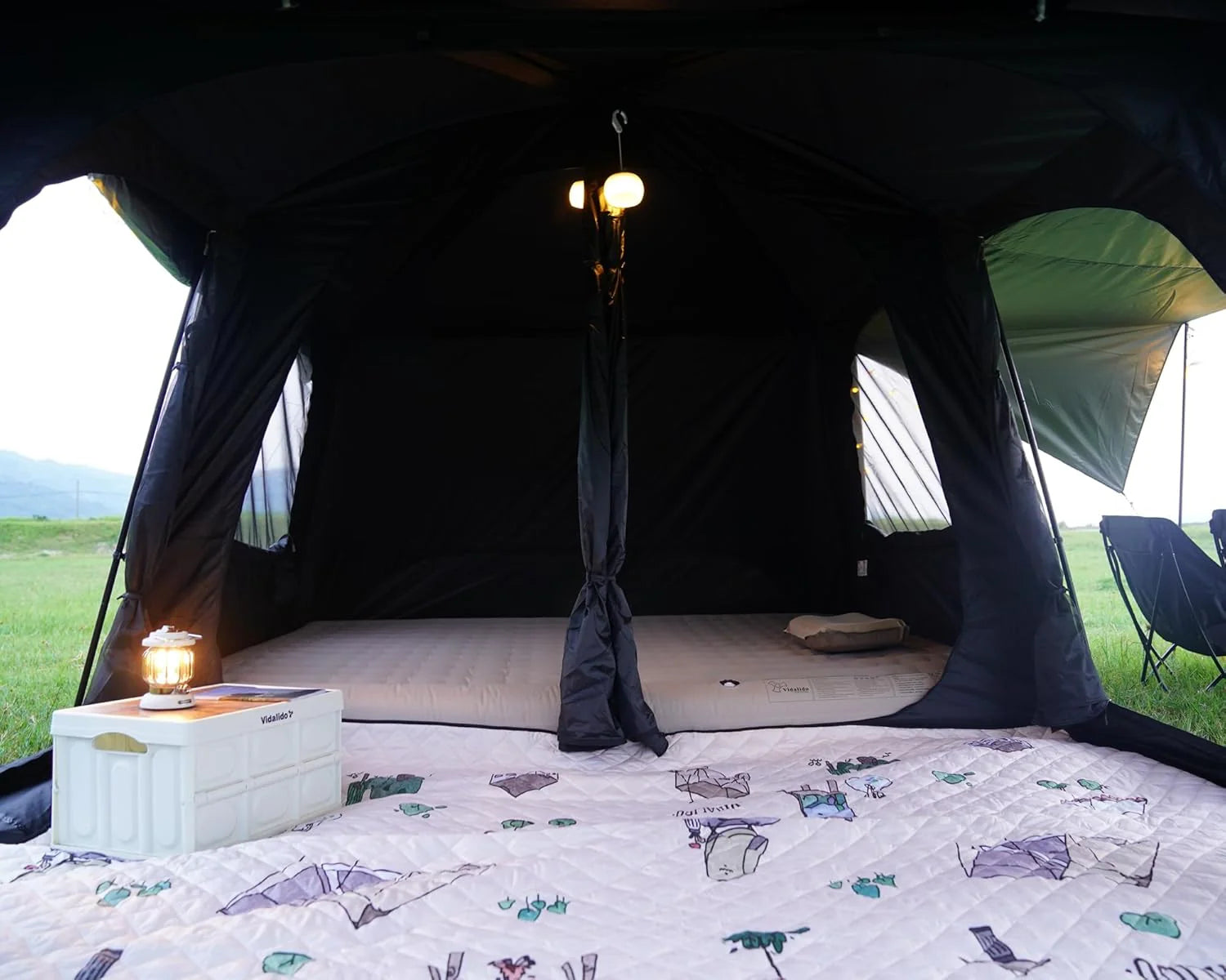 8 to 10 Person Camping Tent Large Waterproof Family Cabin Tent