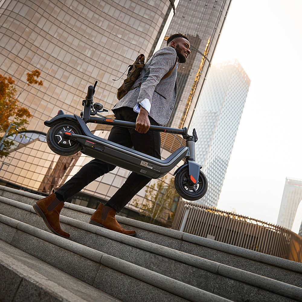 NIU – KQi3 Pro Foldable Electric Kick Scooter w/ 31 mi Max Operating Range & 20 mph Max Speed – Black