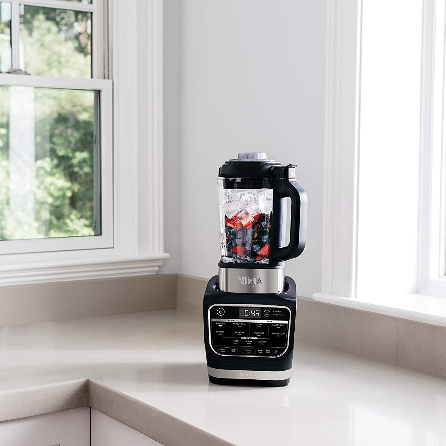 Ninja Foodi Cold &amp; Hot Blender With 1400 Peak Watts Nonstick Glass Pitcher (HB152), 64 oz, Black