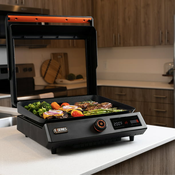 2025 Blackstone E-Series 17" Electric Tabletop Griddle with Hood, Black