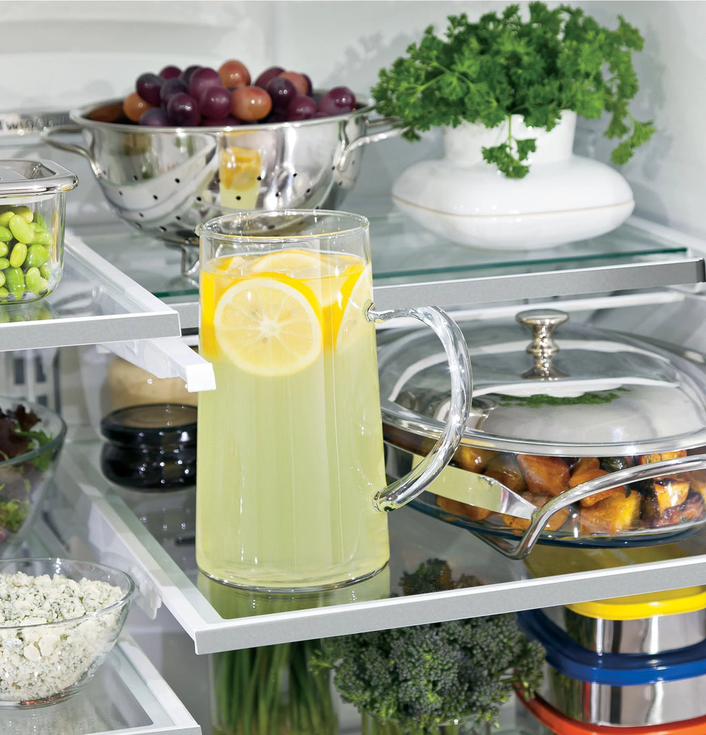 2025 GE ProfileTM Series ENERGY STAR® 27.7 Cu. Ft. Fingerprint Resistant French-Door Refrigerator with Hands-Free AutoFill
